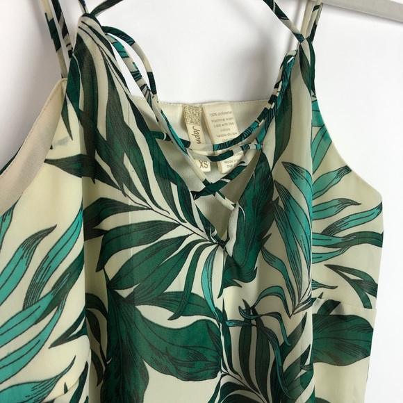 Japna Tank Top Leaf Pattern Strap Detail - Picture 4 of 7